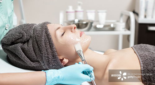 从实验室到梳妆台 医药与化妆品的跨界融合与创新